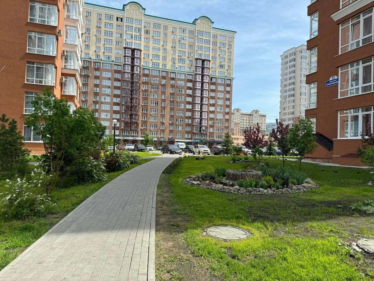 Апартаменты (Сибирь House около Кадетского корпуса), Апартаменты Сибирь House около Кадетского корпуса