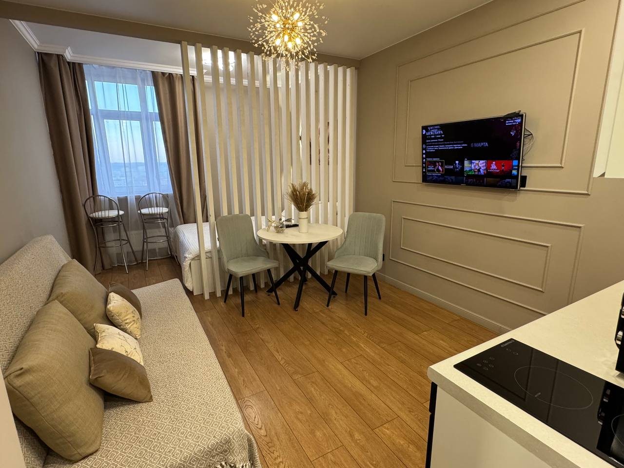 Двуспальный диван