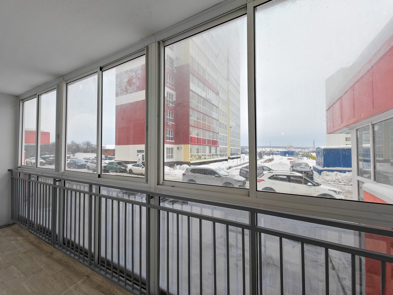 Апартаменты (Сибирь House рядом с теннисным кортом), Апартаменты Сибирь House рядом с теннисным кортом