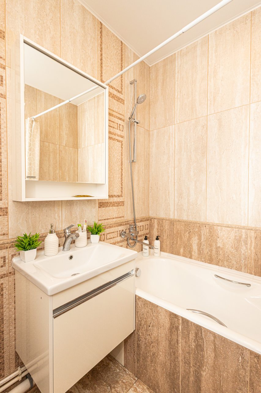 Апартаменты (Сибирь House рядом с теннисным кортом), Апартаменты Сибирь House рядом с теннисным кортом