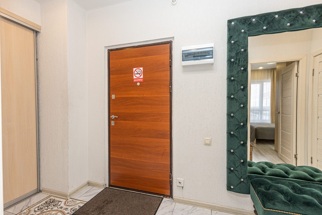 Апартаменты (Сибирь House рядом с теннисным кортом), Апартаменты Сибирь House рядом с теннисным кортом