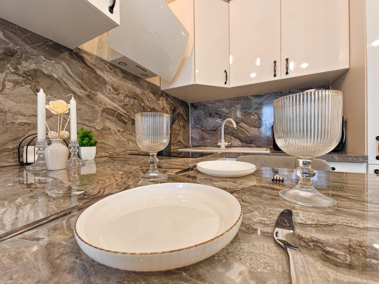 Апартаменты (Сибирь House рядом с теннисным кортом), Апартаменты Сибирь House рядом с теннисным кортом