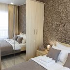 Апартаменты (Сибирь House рядом с теннисным кортом), Апартаменты Сибирь House рядом с теннисным кортом