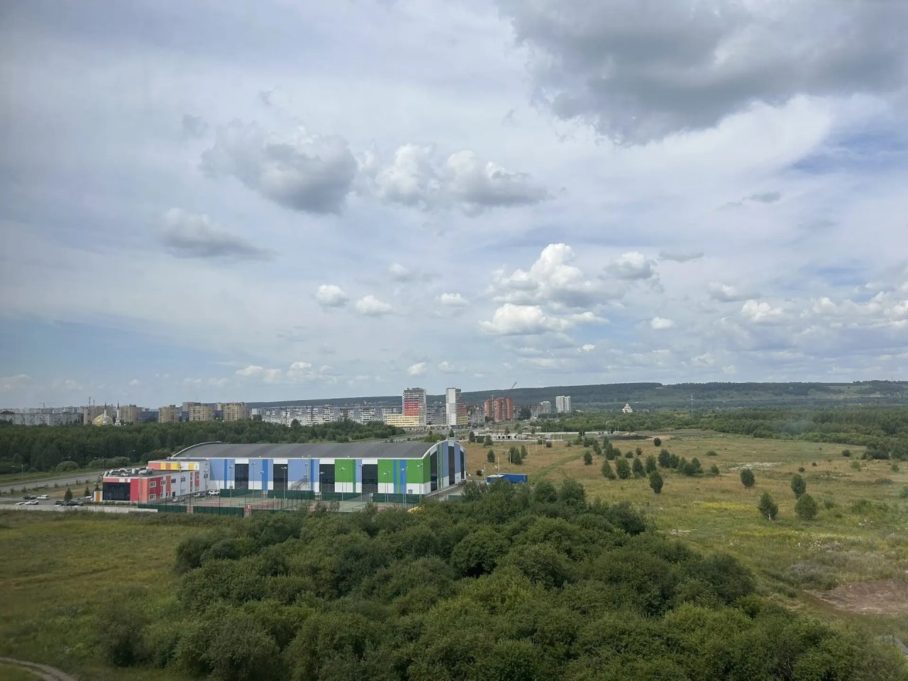 Апартаменты (Сибирь House рядом с теннисным кортом), Апартаменты Сибирь House рядом с теннисным кортом