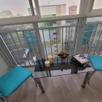 Балкон с видом во двор