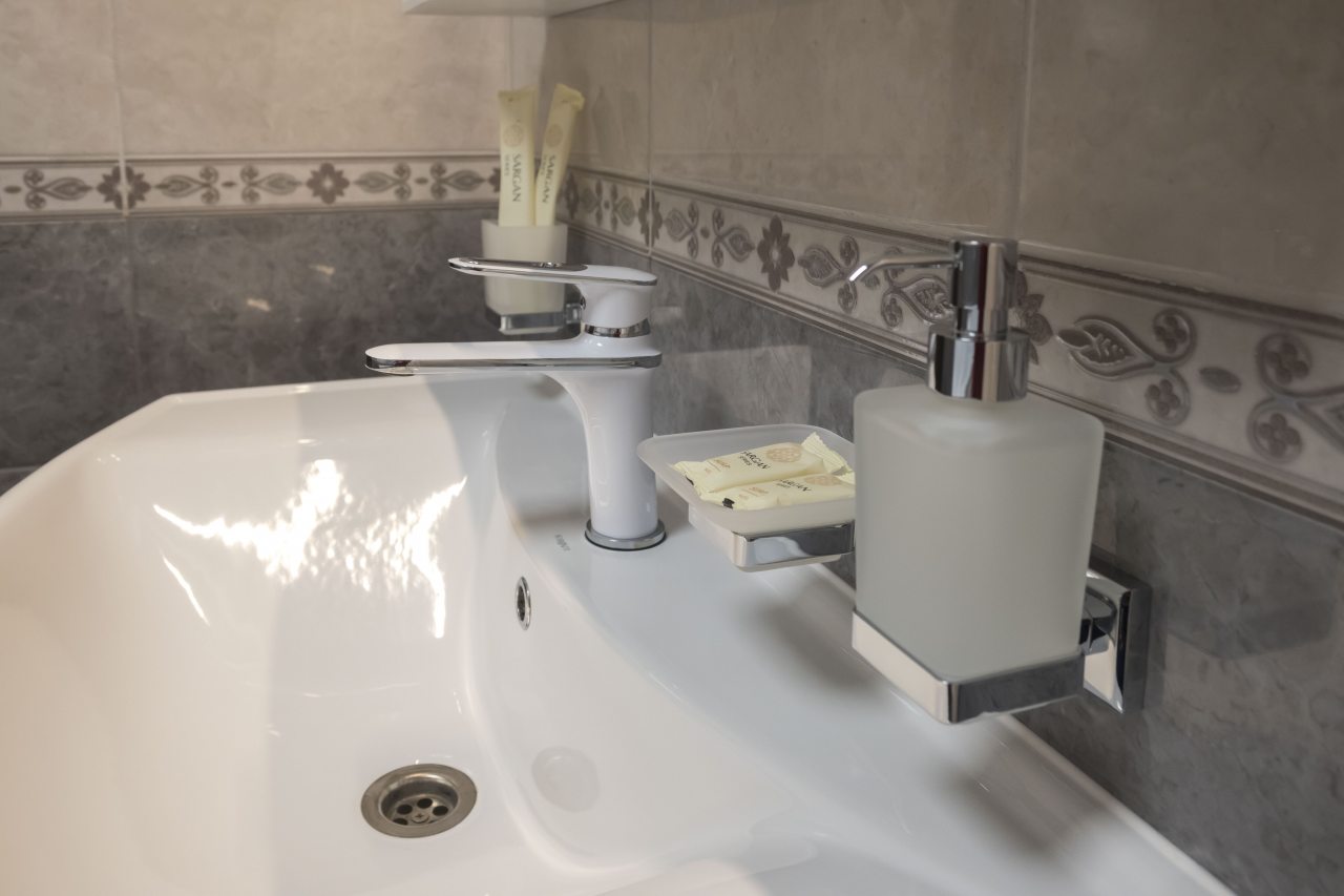 Полулюкс (Джуниор сюит), Гостиница Парковая