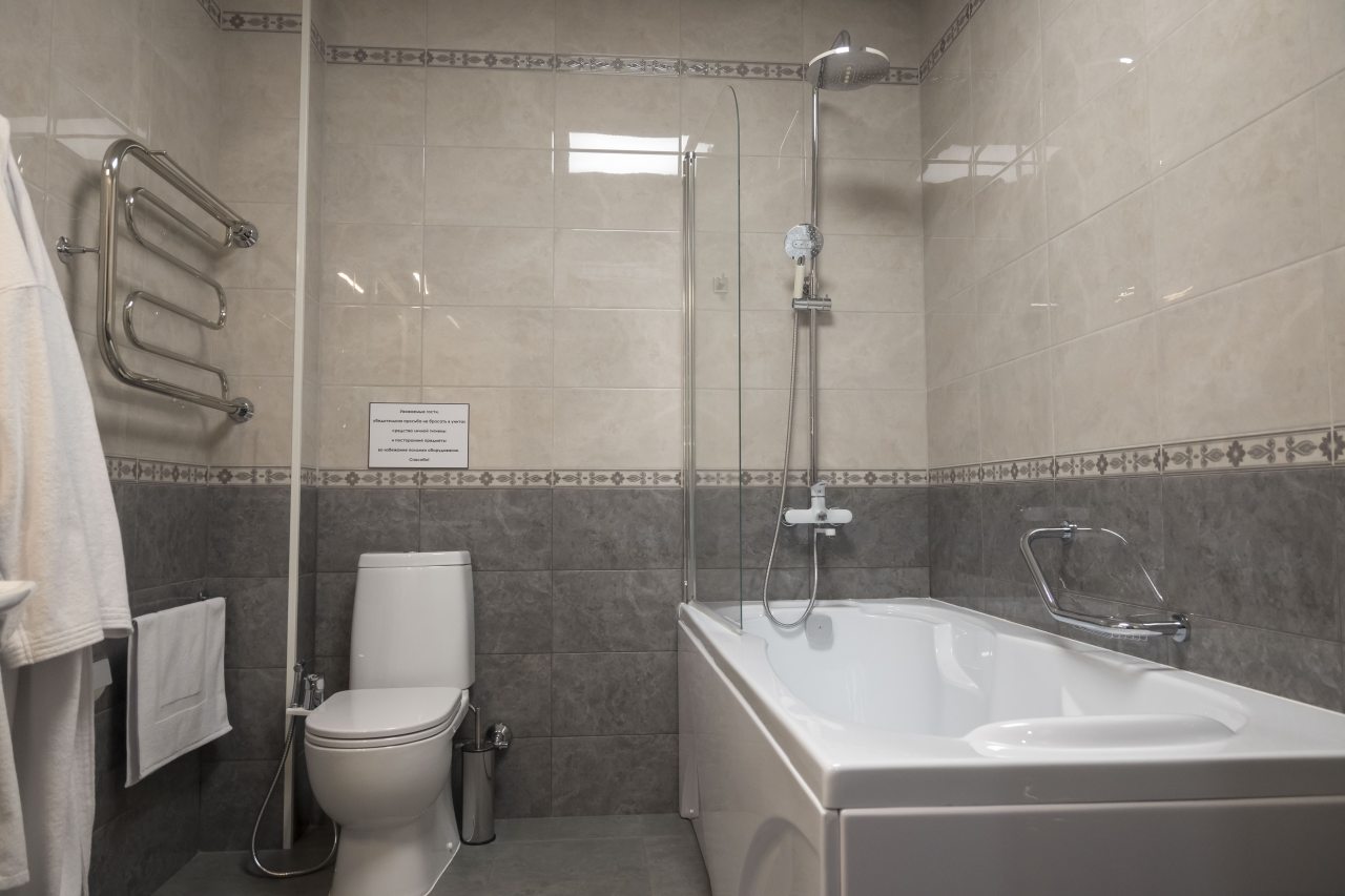 Полулюкс (Джуниор сюит), Гостиница Парковая