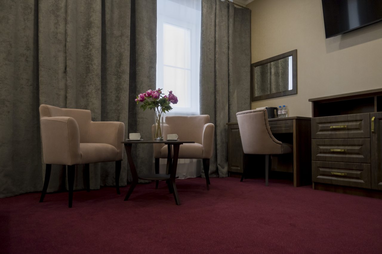 Полулюкс (Джуниор сюит), Гостиница Парковая