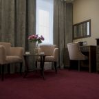 Полулюкс (Джуниор сюит), Гостиница Парковая