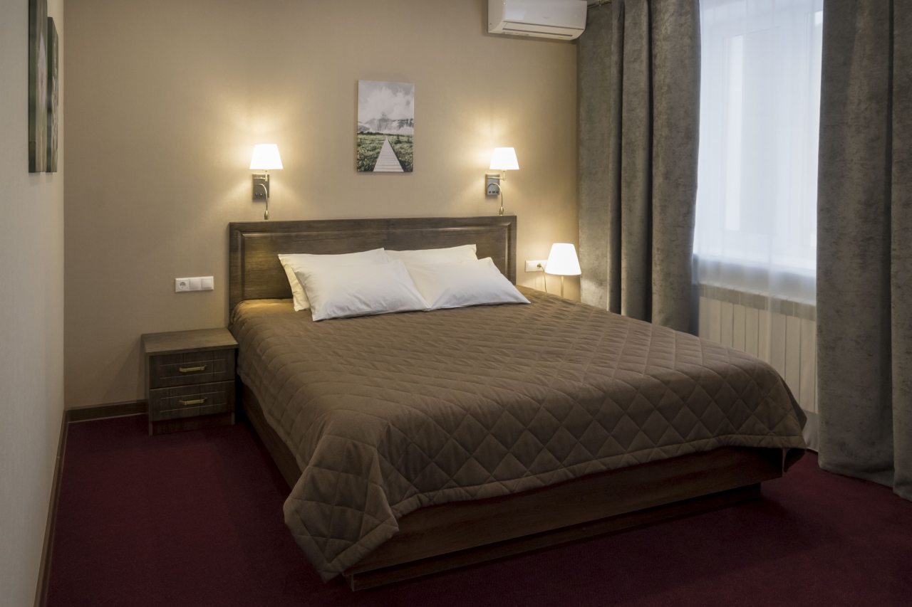 Полулюкс (Джуниор сюит), Гостиница Парковая