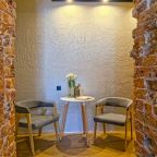 Люкс (Двухкомнатный люкс Apt# 202), Бутик-Отель Дом с гаргульями