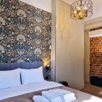 Люкс (Однокомнатный Apt# 204), Бутик-Отель Дом с гаргульями