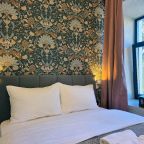 Люкс (Однокомнатный люкс Apt# 205), Бутик-Отель Дом с гаргульями