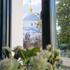 Люкс (Двухкомнатный люкс Apt# 208), Бутик-Отель Дом с гаргульями