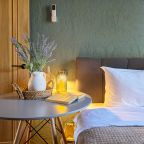 Люкс (Двухкомнатный люкс Apt# 210), Бутик-Отель Дом с гаргульями