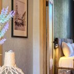 Люкс (Двухкомнатный люкс Apt# 210), Бутик-Отель Дом с гаргульями