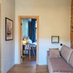 Люкс (Двухкомнатный люкс Apt# 210), Бутик-Отель Дом с гаргульями