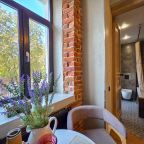 Двухместный (Люкс с ванной и с видом на гаргульи Apt# 212), Бутик-Отель Дом с гаргульями