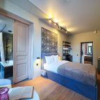 Двухместный (Люкс с ванной и с видом на гаргульи Apt# 212), Бутик-Отель Дом с гаргульями