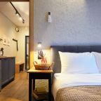 Сьюит (Двухкомнатный сюит комфорт Apt# 101), Бутик-Отель Дом с гаргульями