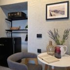 Двухместный (Комфорт Apt# 106), Бутик-Отель Дом с гаргульями