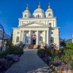 Вид на Казанский женский монастырь, на гаргулий или во двор., Бутик-Отель Дом с гаргульями