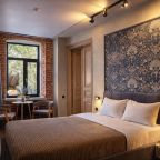 Двухместный (Люкс с ванной и с видом на гаргульи Apt# 212), Бутик-Отель Дом с гаргульями