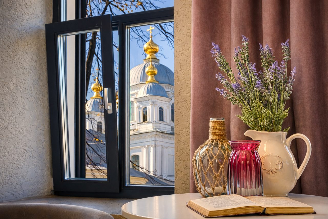 Люкс (Однокомнатный люкс Apt# 205), Бутик-Отель Дом с гаргульями