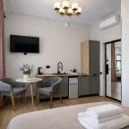 Люкс (Однокомнатный люкс Apt# 205), Бутик-Отель Дом с гаргульями