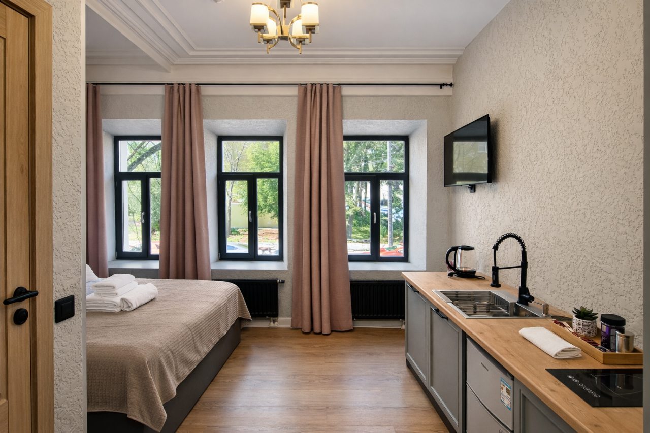 Люкс (Однокомнатный люкс Apt# 205), Бутик-Отель Дом с гаргульями