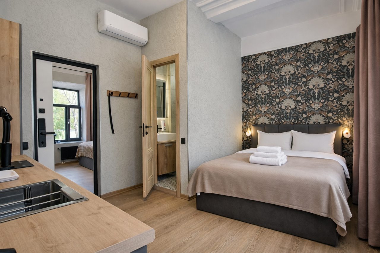 Люкс (Однокомнатный люкс Apt# 205), Бутик-Отель Дом с гаргульями