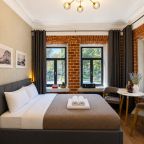 Люкс (Однокомнатные апартаменты Apt# 206), Бутик-Отель Дом с гаргульями