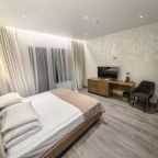 Двухместный (Стандарт с балконом и 1 или 2 кроватями), Гостевой дом Четыре сезона