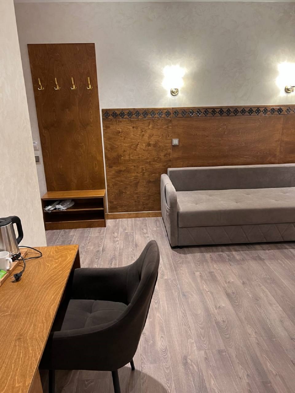 Четырехместный (Полулюкс с балконом), Гостевой дом Четыре сезона