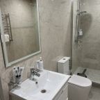 Четырехместный (Полулюкс с балконом), Гостевой дом Четыре сезона