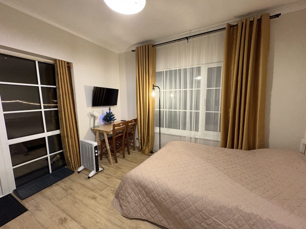 Таунхаус (Твинхаус комфорт с видом на лес), Кемпинг Бочка на карте