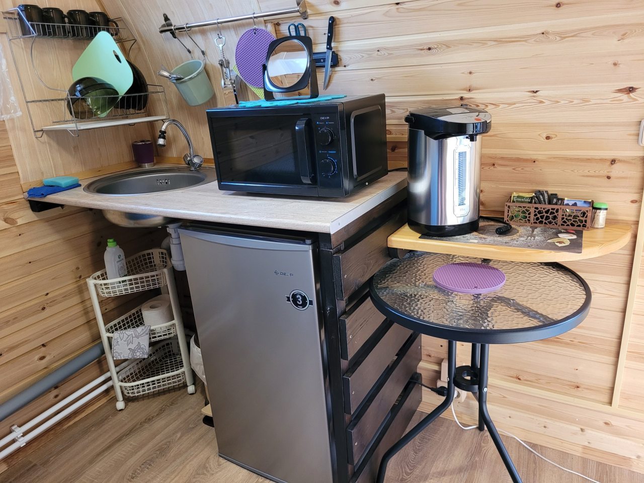 Мини-дом (Арочный домик на краю леса с центральным входом, ул. Советская,52), Кемпинг Бочка на карте