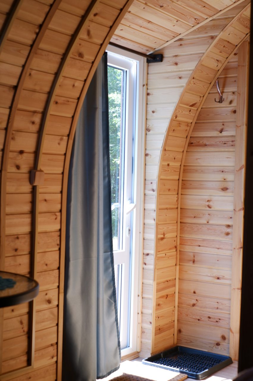 Мини-дом (Арочный домик на краю леса с центральным входом, ул. Советская,52), Кемпинг Бочка на карте