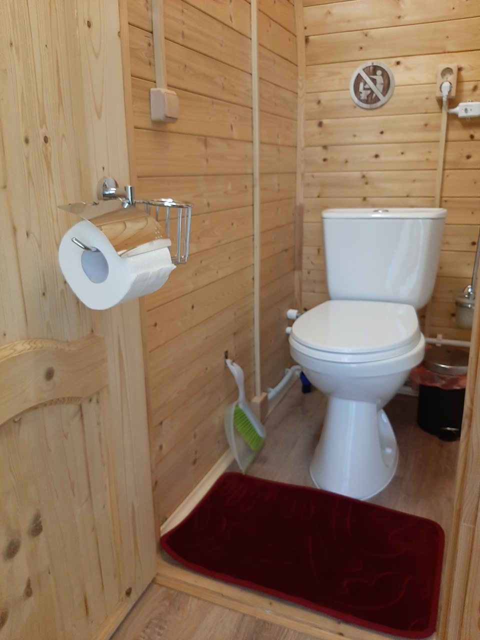 Мини-дом (Арочный домик на краю леса с центральным входом, ул. Советская,52), Кемпинг Бочка на карте