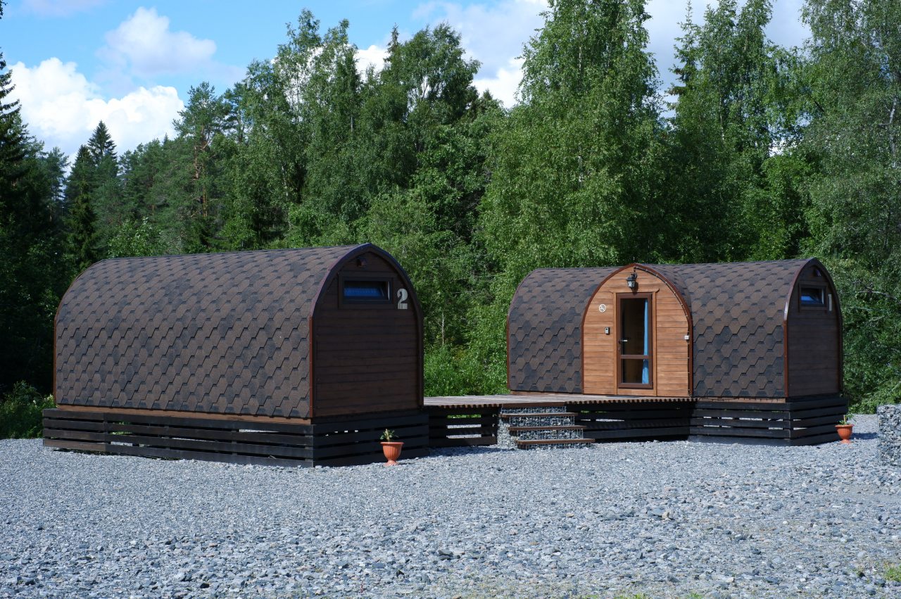 Мини-дом (Арочный домик на краю леса с центральным входом, ул. Советская,52), Кемпинг Бочка на карте