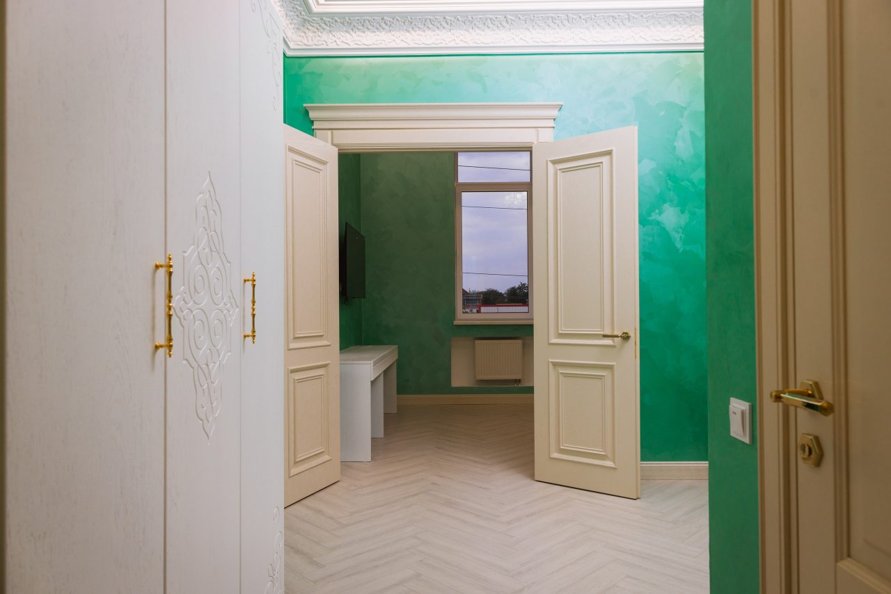 Двухместный (Двухкомнатный стандарт с двуспальной кроватью), Отель Skyline Plaza