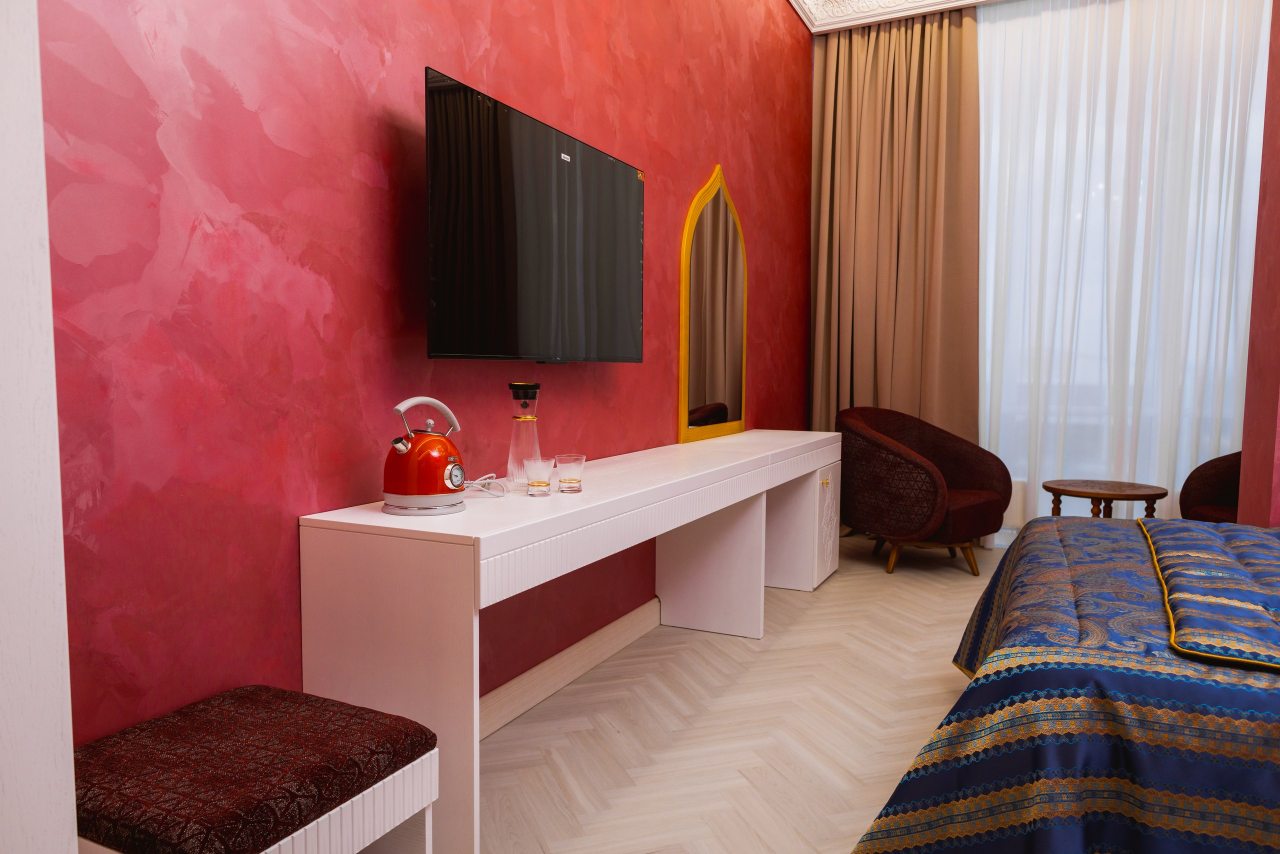 Полулюкс (С двуспальной кроватью видом на город), Отель Skyline Plaza