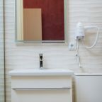 Полулюкс (С двуспальной кроватью видом на город), Отель Skyline Plaza