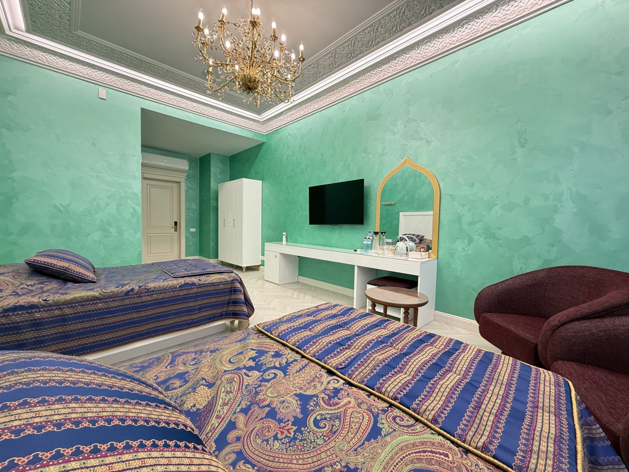 Люкс (С односпальными кроватями и панорамным видом на город), Отель Skyline Plaza