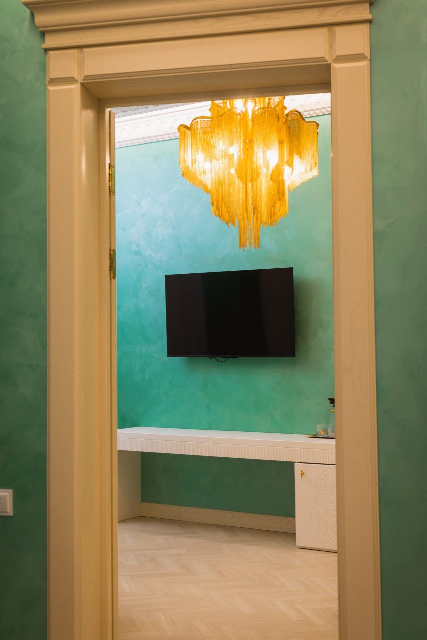 Люкс (Двухкомнатный с панорамным видом на город), Отель Skyline Plaza