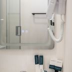 Двухместный (Номер стандарт с двухспальной кроватью), Гостиница Мир