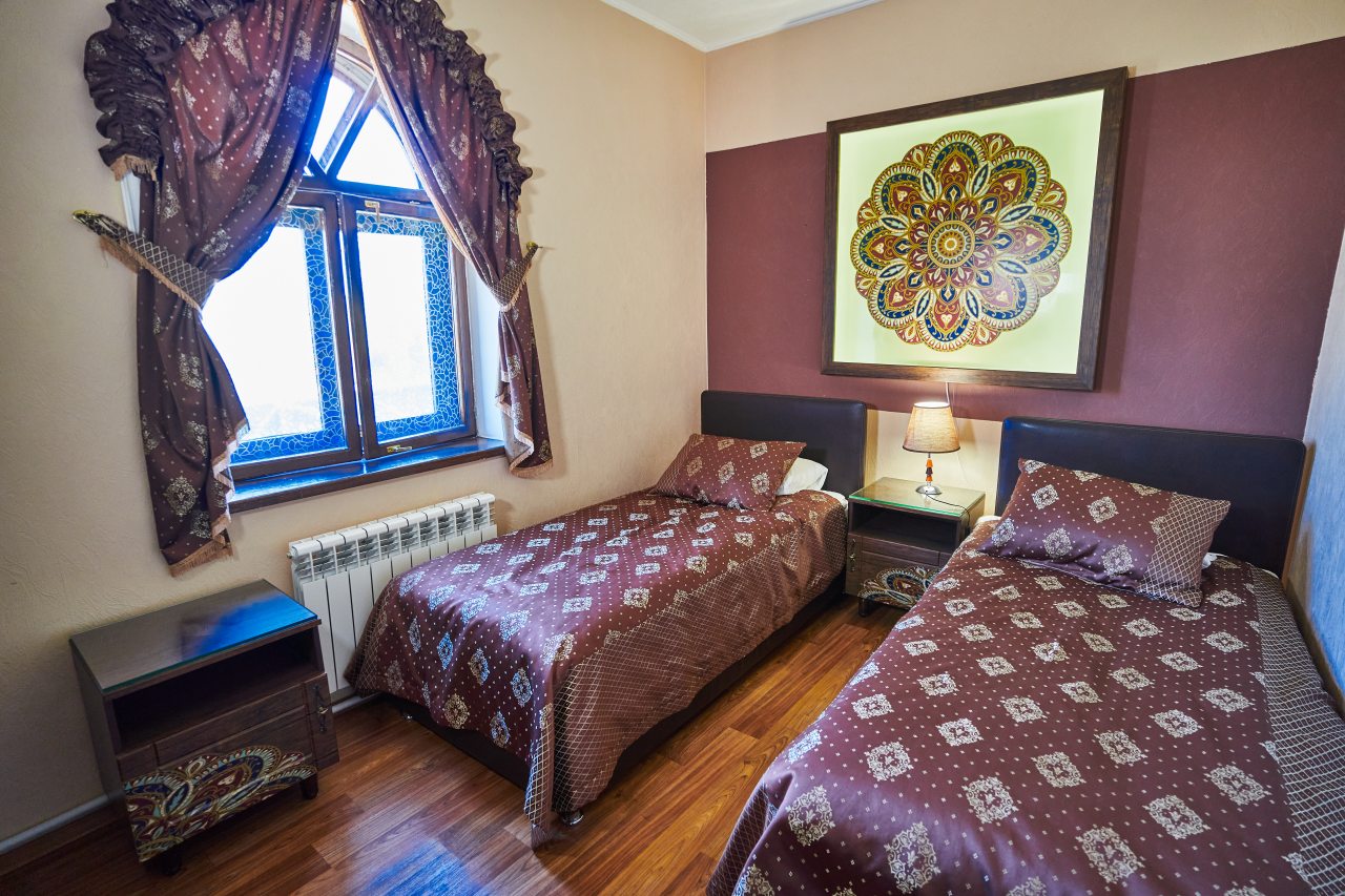 Четырехместный (Коттедж Русская Охота с сауной и бильярдной), База отдыха На Калиновке