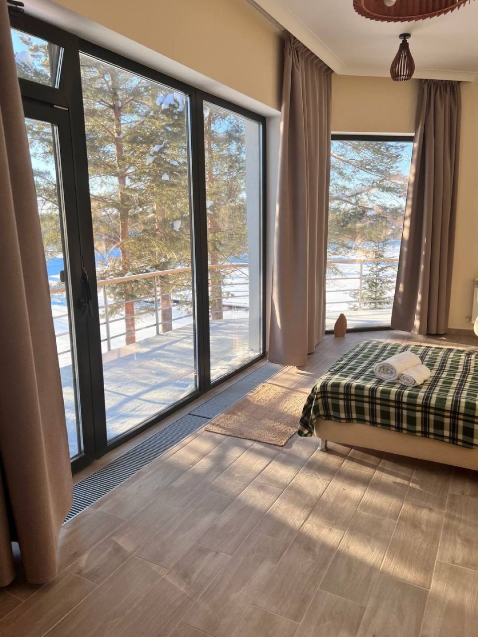 Полулюкс, Оздоровительный центр Веда