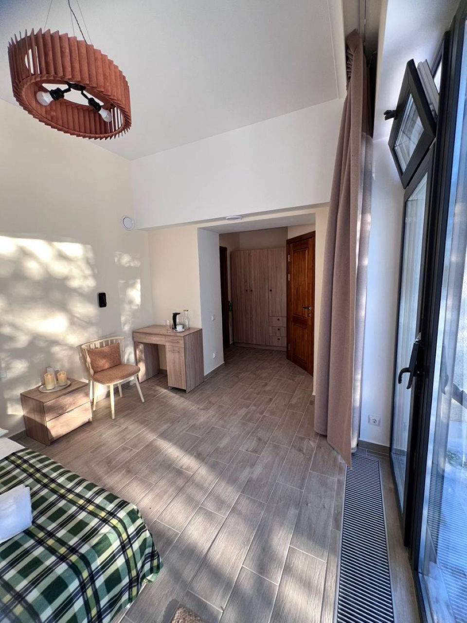 Полулюкс, Оздоровительный центр Веда