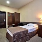 Четырехместный (Четырехместный местный), Отель RIPOSO